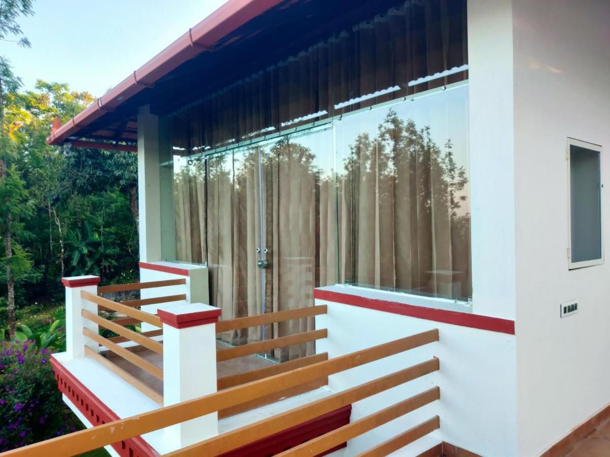 Appartement Memories Of Malnad à Chikmagalūr Extérieur photo