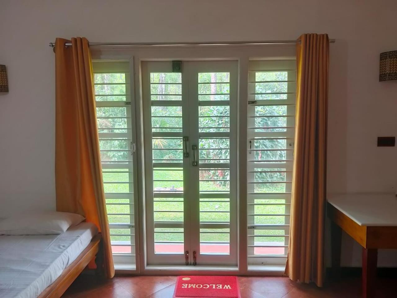Appartement Memories Of Malnad à Chikmagalūr Extérieur photo